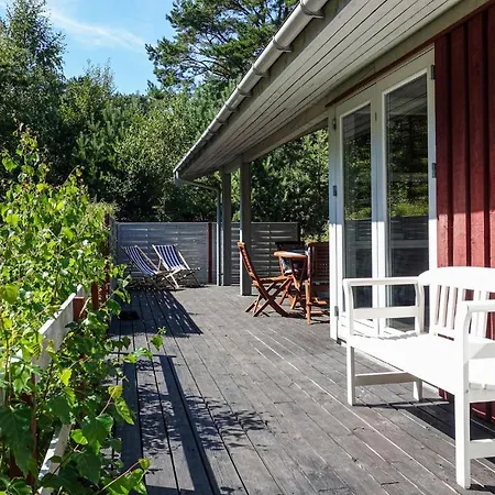Сasa de vacaciones 3 Bedroom Beautiful In Nexo *