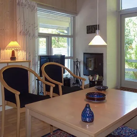 3 Bedroom Beautiful In Nexo Сasa de vacaciones Vester Somarken