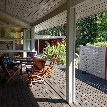3 Bedroom Beautiful In Nexo Сasa de vacaciones Vester Somarken