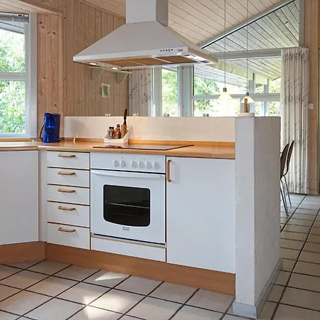 3 Bedroom Beautiful In Nexo * Vester Somarken