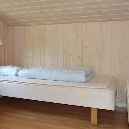 3 Bedroom Beautiful In Nexo Сasa de vacaciones Vester Somarken